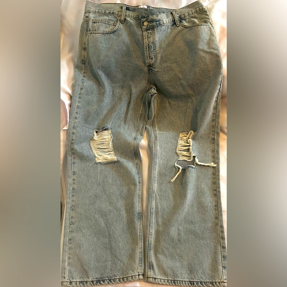 Princess Polly Holly asymmetrical distressed jean size 14. New never worn.